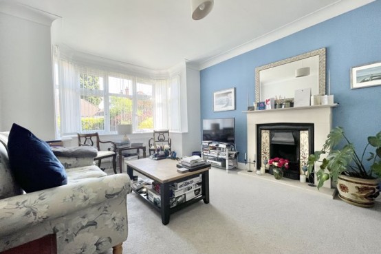 Images for Montgomery Avenue, Esher EAID:MatthewPierce BID:Matthew Pierce