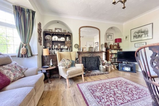 Images for Albany Crescent, Esher EAID:MatthewPierce BID:Matthew Pierce