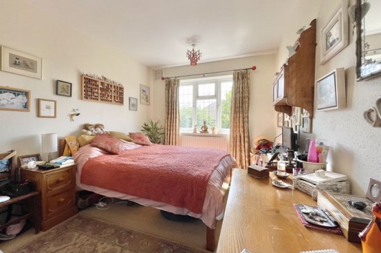 Images for Albany Crescent, Esher EAID:MatthewPierce BID:Matthew Pierce