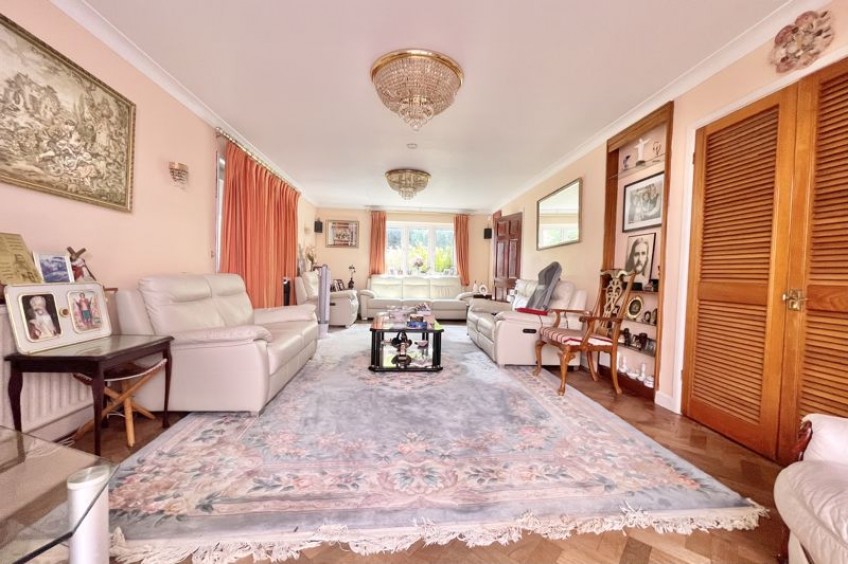 Images for High Foleys, Esher