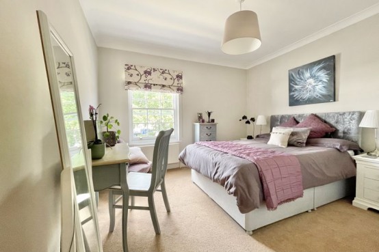 Images for High Street, Esher EAID:MatthewPierce BID:Matthew Pierce