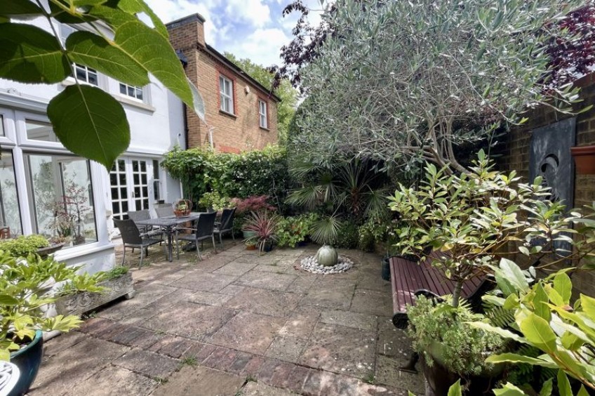 Images for High Street, Esher
