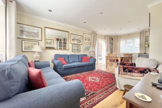 Images for The Roundway Claygate Surrey EAID:MatthewPierce BID:Matthew Pierce