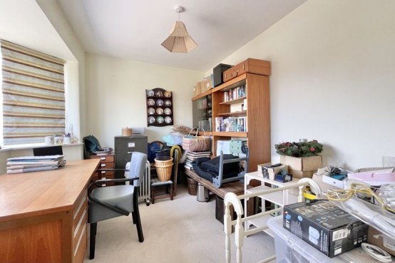 Images for Harefield, Esher EAID:MatthewPierce BID:Matthew Pierce