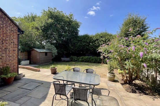 Images for Harefield, Esher EAID:MatthewPierce BID:Matthew Pierce