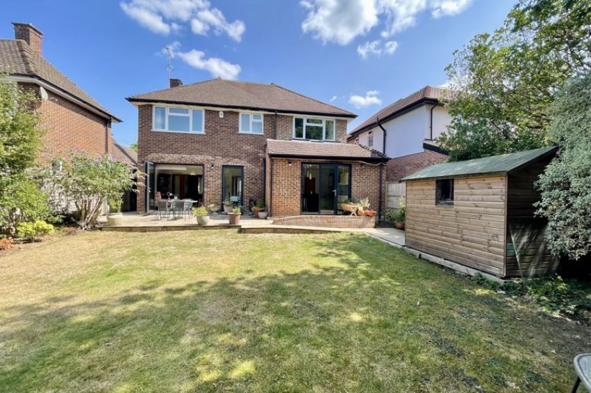 Images for Harefield, Esher