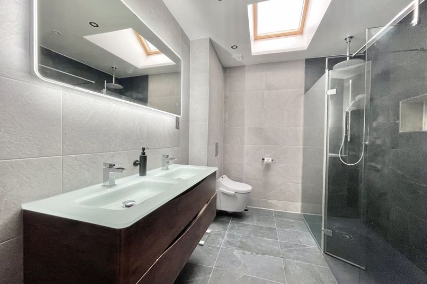 Images for Raymond Way, Esher