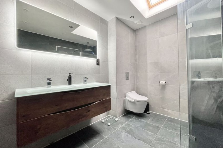 Images for Raymond Way, Esher