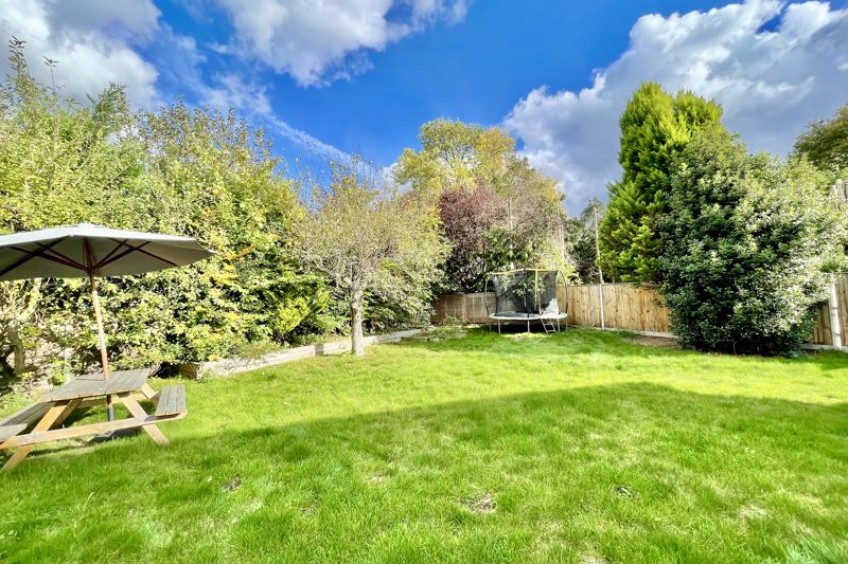 Images for Raymond Way, Esher