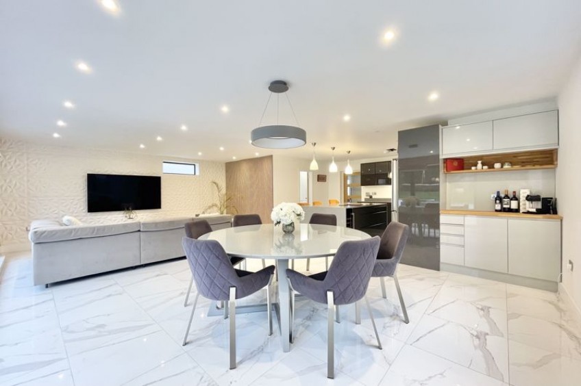Images for Raymond Way, Esher