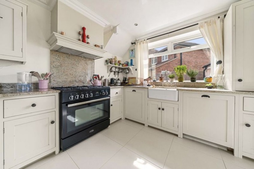 Images for Langbourne Way, Esher