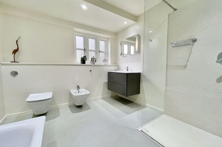 Images for Trystings Close, Esher