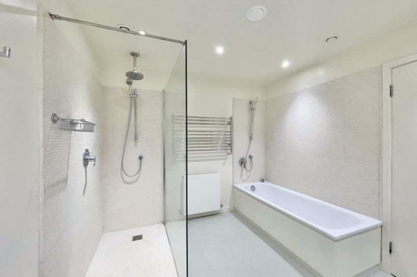 Images for Trystings Close, Esher