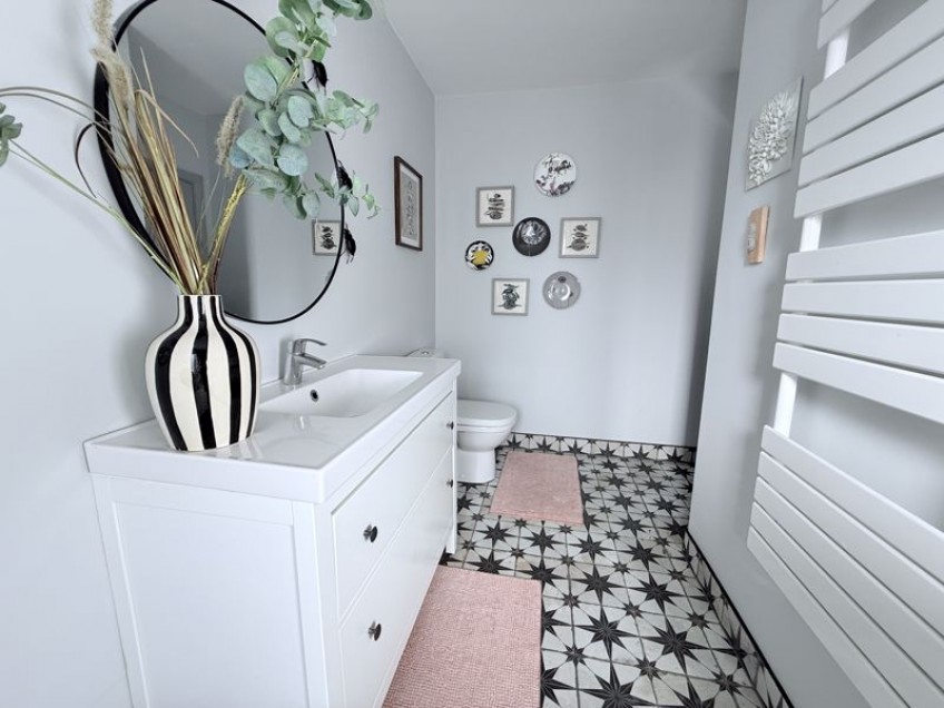 Images for Hinchley Close, Esher