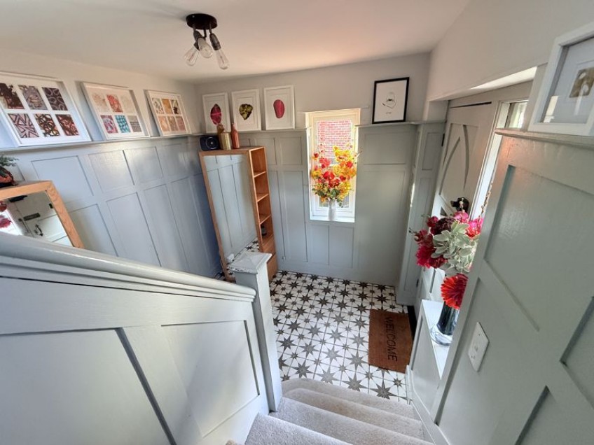 Images for Hinchley Close, Esher