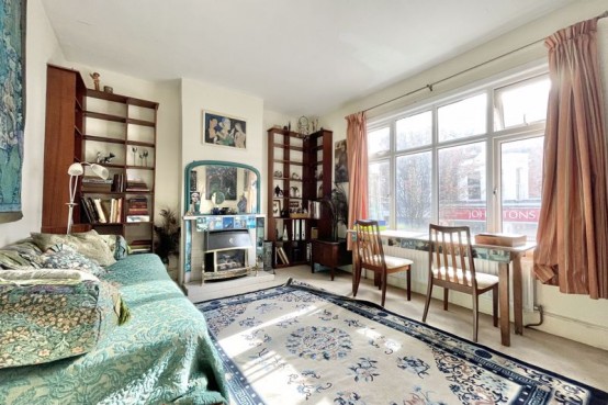 Images for The Parade,Claygate Surrey EAID:MatthewPierce BID:Matthew Pierce