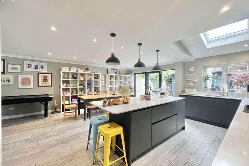 Images for Oaken Lane, Esher