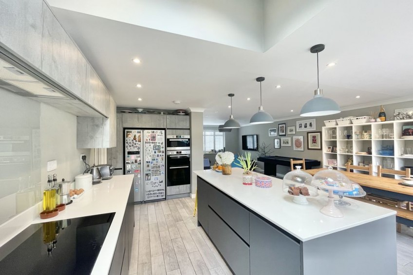 Images for Oaken Lane, Esher