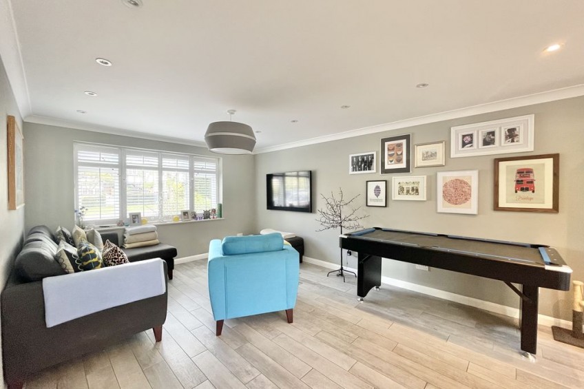 Images for Oaken Lane, Esher