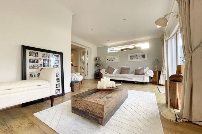 Images for Lower Wood Road, Esher