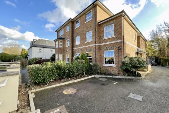 View Full Details for Portsmouth Road, Thames Ditton