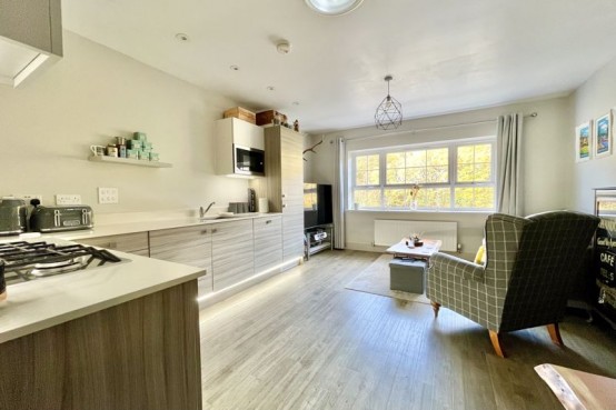 Images for Portsmouth Road, Thames Ditton EAID:MatthewPierce BID:Matthew Pierce