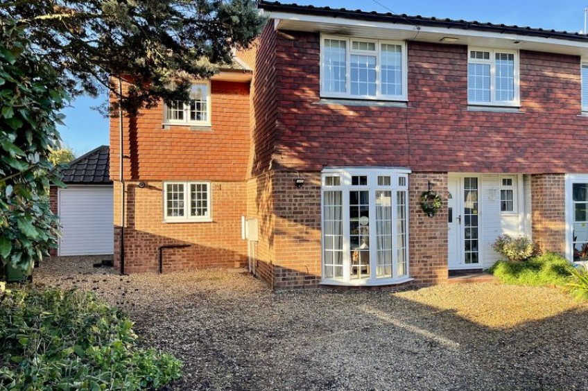 Images for Telegraph Lane, Esher