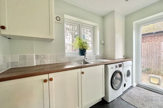 Images for Telegraph Lane, Esher EAID:MatthewPierce BID:Matthew Pierce