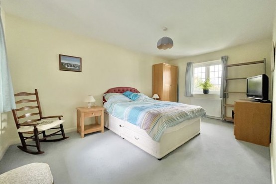 Images for Telegraph Lane, Esher EAID:MatthewPierce BID:Matthew Pierce