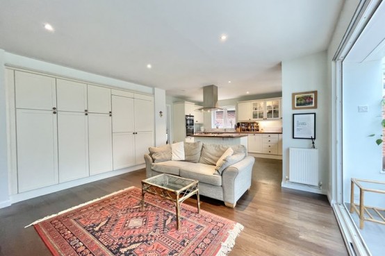 Images for Telegraph Lane, Esher EAID:MatthewPierce BID:Matthew Pierce