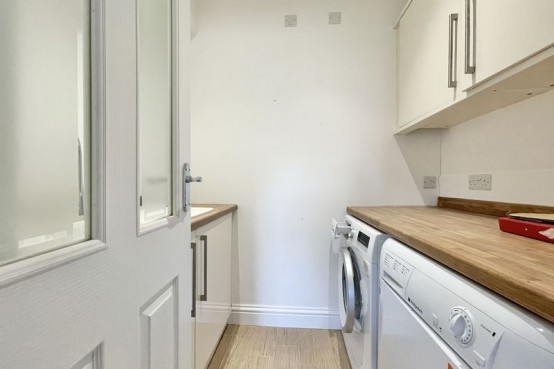 Images for Lower Wood Road Claygate EAID:MatthewPierce BID:Matthew Pierce