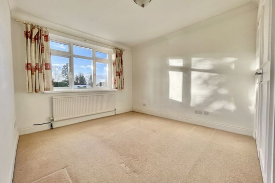 Images for Lower Wood Road Claygate EAID:MatthewPierce BID:Matthew Pierce