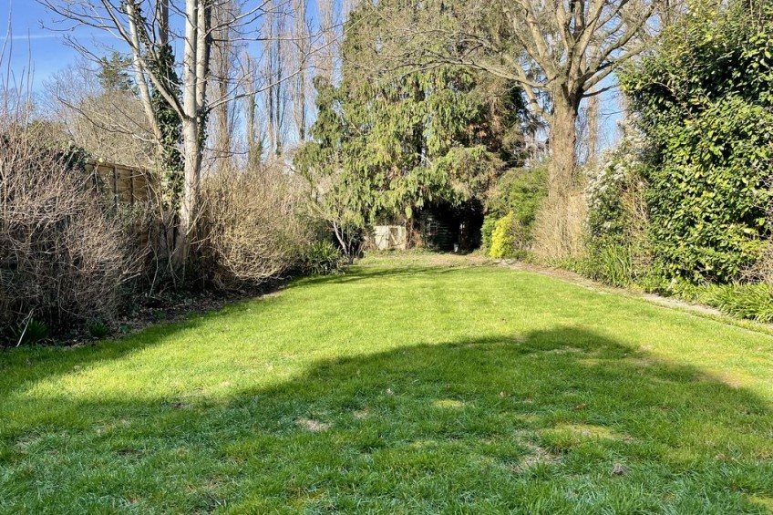 Images for Raleigh Drive, Esher