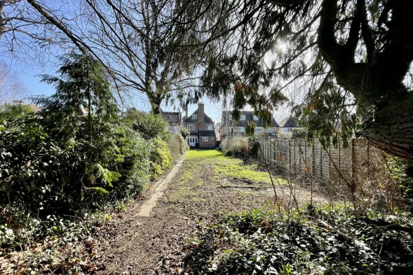 Images for Raleigh Drive, Esher