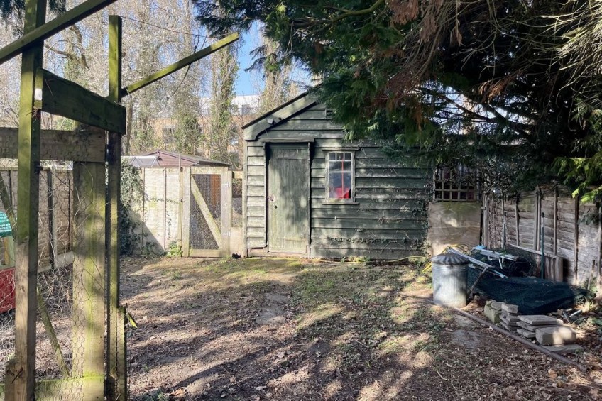 Images for Raleigh Drive, Esher