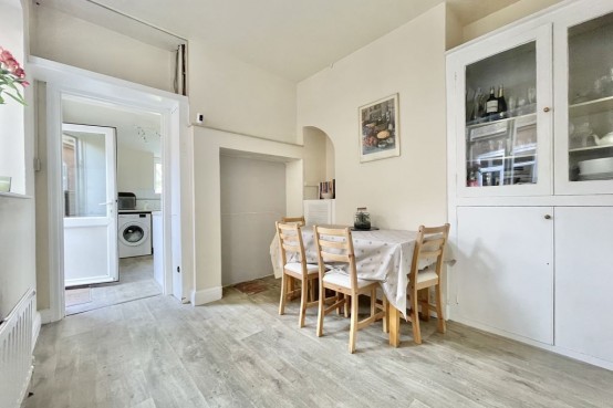 Images for Raleigh Drive, Esher EAID:MatthewPierce BID:Matthew Pierce