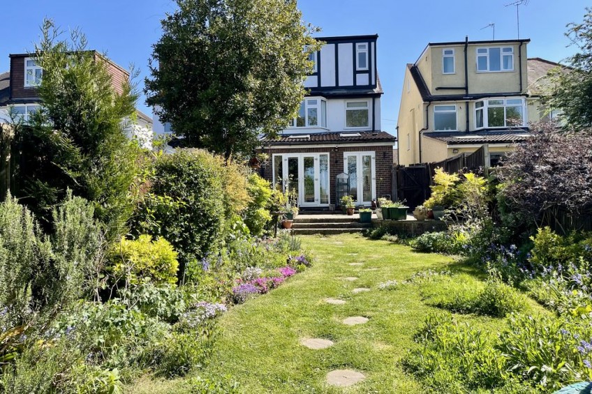 Images for Telegraph Lane, Claygate