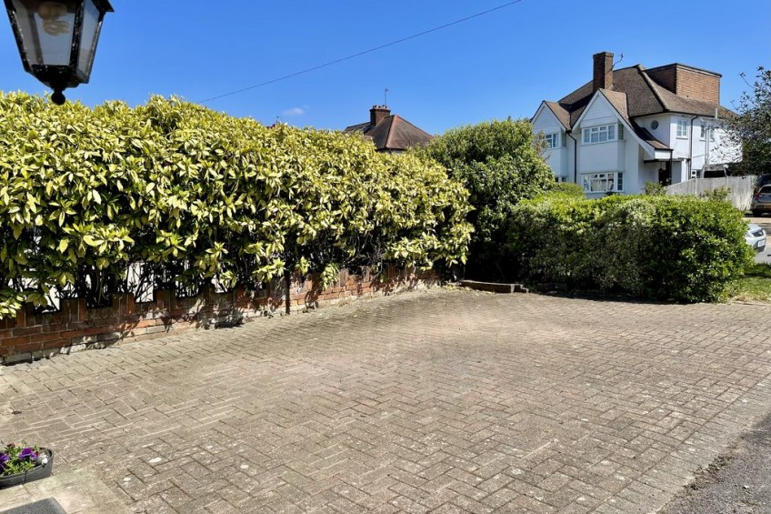 Images for Telegraph Lane, Claygate