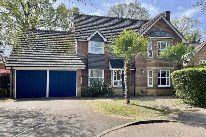 Images for Tower Gardens, Esher