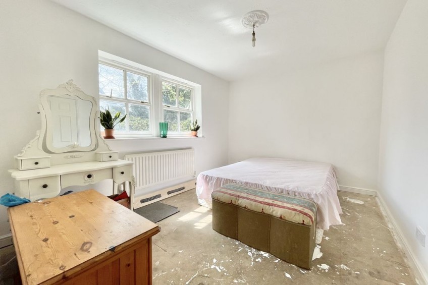 Images for Tower Gardens, Esher