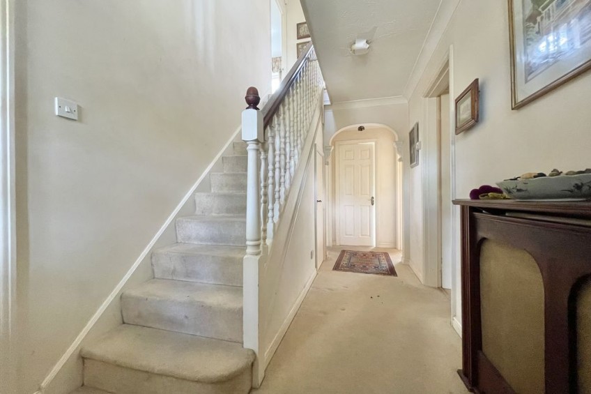 Images for Tower Gardens, Esher