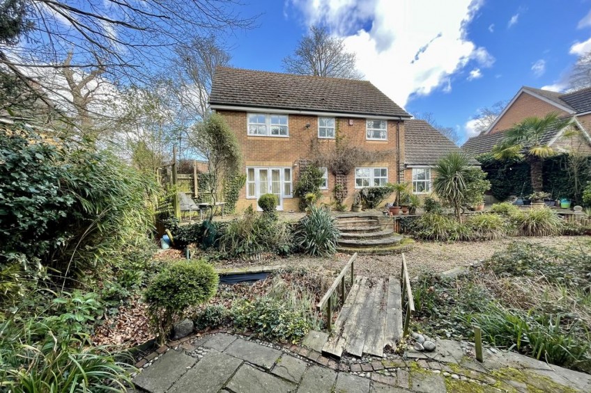 Images for Tower Gardens, Esher