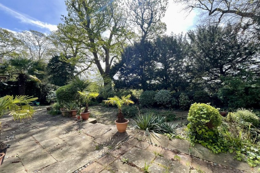 Images for Tower Gardens, Esher