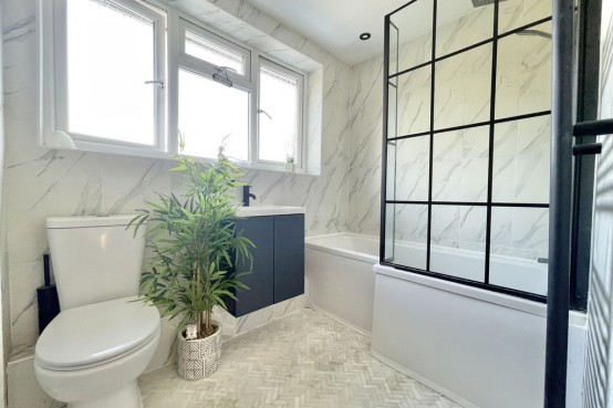 Images for Holroyd Road, Claygate EAID:MatthewPierce BID:Matthew Pierce