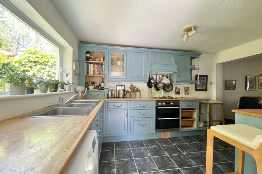 Images for Common Road, Claygate