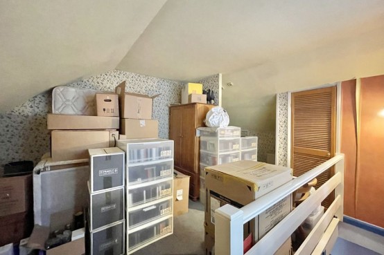 Images for Common Road, Claygate EAID:MatthewPierce BID:Matthew Pierce