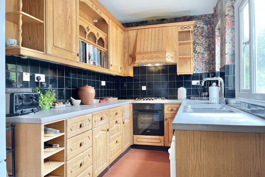 Images for Common Road, Claygate