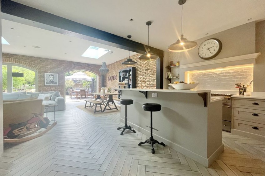 Images for Torrington Road, Claygate