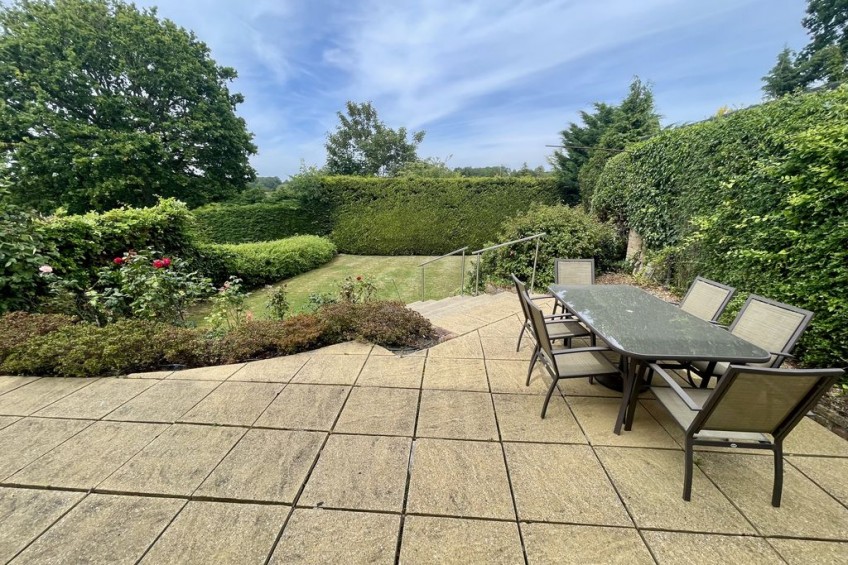 Images for Oakhill, Claygate