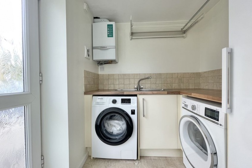 Images for Oakhill, Claygate